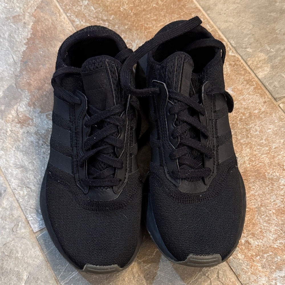 adidas women’s Black Low-Top Athletic Sneakers